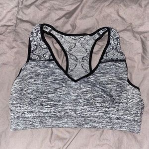 sports bra